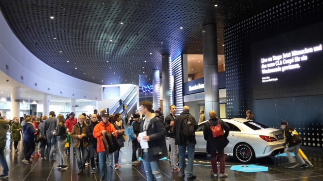 Basketball ALBA Berlin Skyliners Frankfurt Mercedes Benz Arena 20161008 (6).jpg