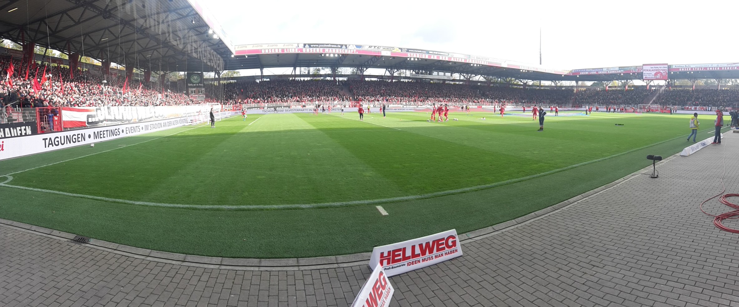 1. FC Union Berlin - Fortuna F95 Düsseldorf (Stadion Alte Försterei) 20161029 (12).jpg