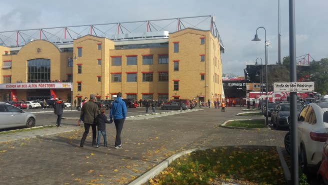 1. FC Union Berlin - Fortuna F95 Düsseldorf (Stadion Alte Försterei) 20161029 (2).jpg