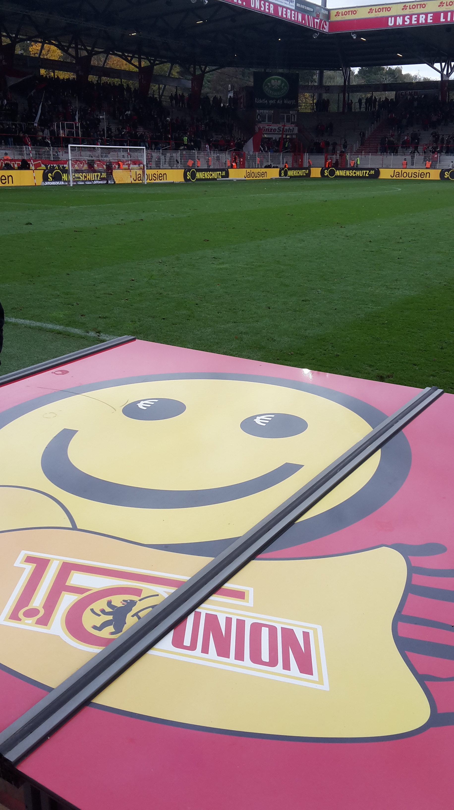 1. FC Union Berlin - Fortuna F95 Düsseldorf (Stadion Alte Försterei) 20161029 (48).jpg