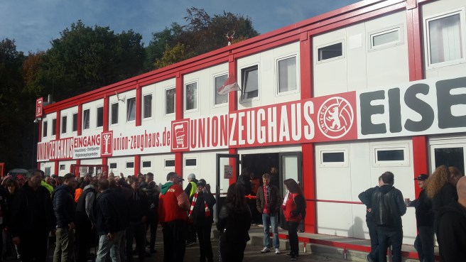 1. FC Union Berlin - Fortuna F95 Düsseldorf (Stadion Alte Försterei) 20161029 (6).jpg